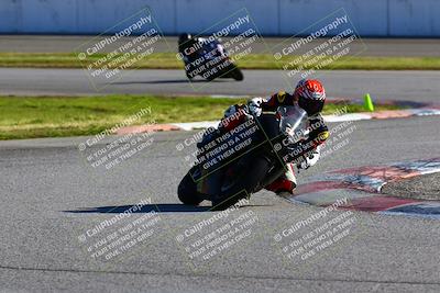 media/Jan-21-2023-Fastrack Riders (Sat) [[fcf3f88a30]]/Level 4/Session 6 Turn 13/